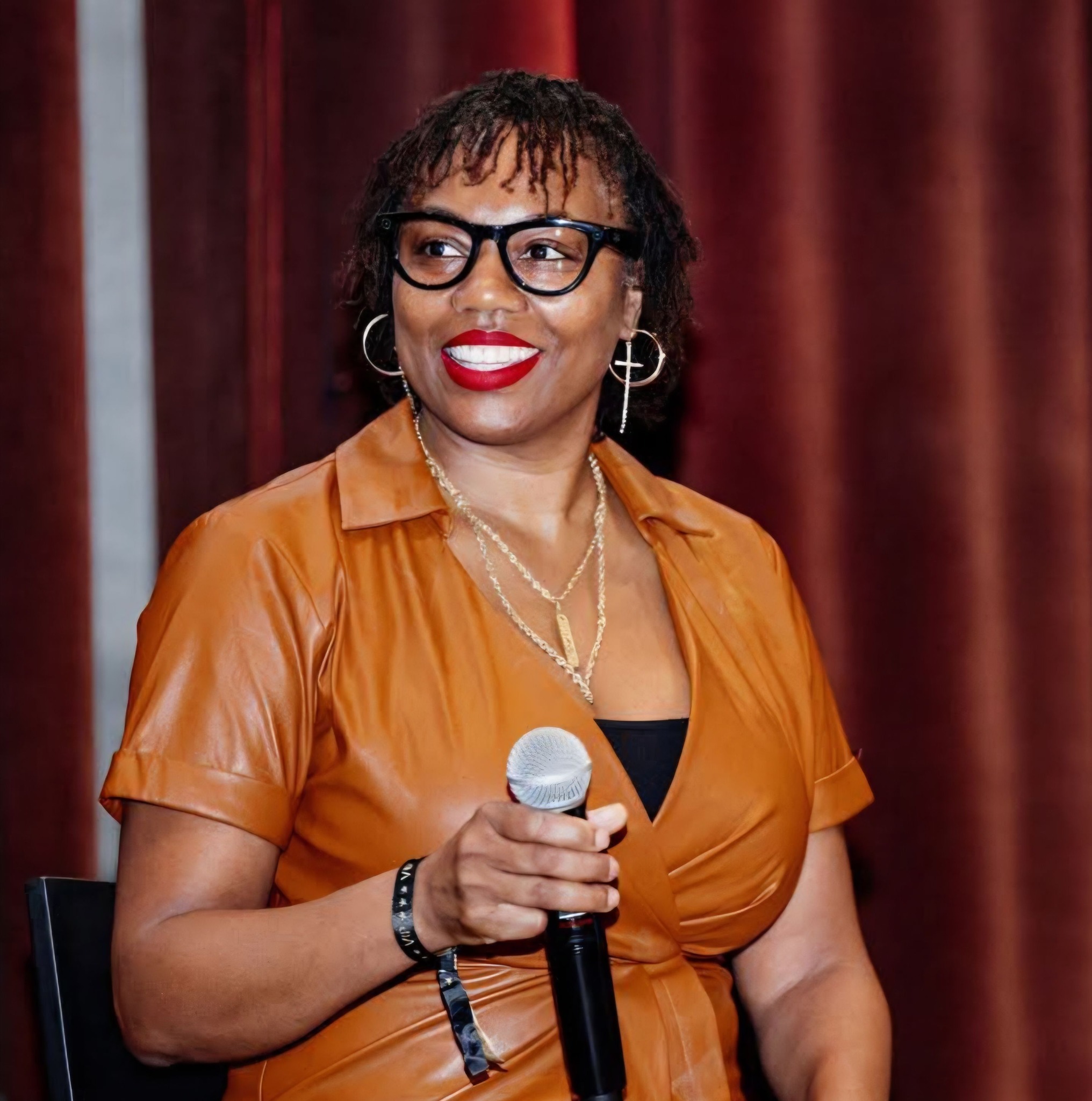 Zenovia Harris